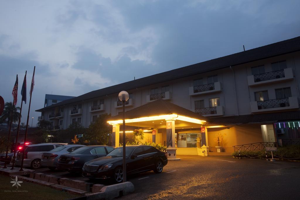Seri Malaysia Hotel 2*