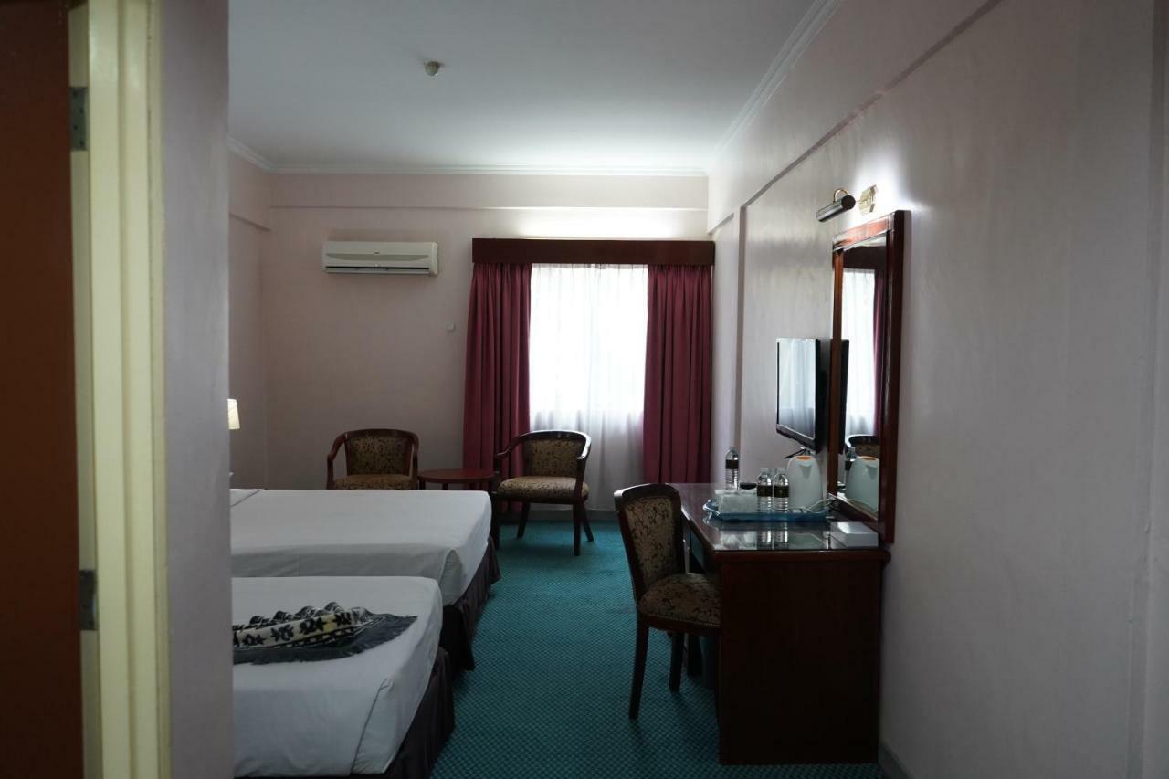 Seri Malaysia Hotel 2*